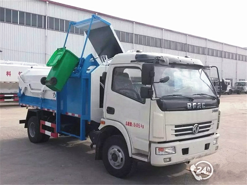 國五東風(fēng)自裝卸式垃圾車