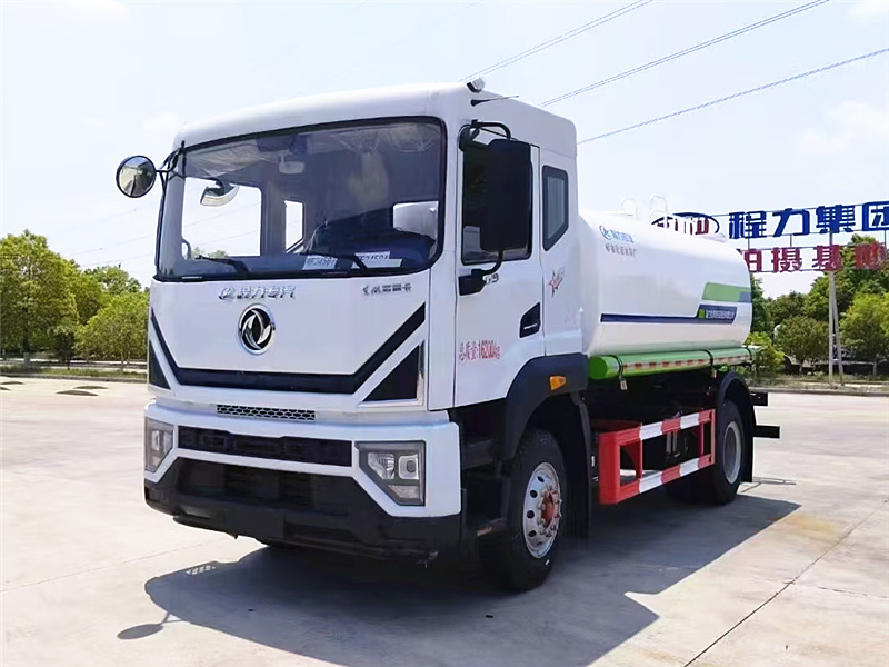 12噸東風(fēng)多利卡D9灑水車