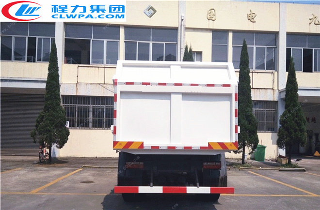 東風(fēng)專用底盤(pán)對(duì)接式垃圾車(chē)