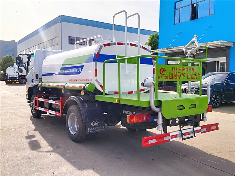 東風(fēng)福瑞卡5噸灑水車
