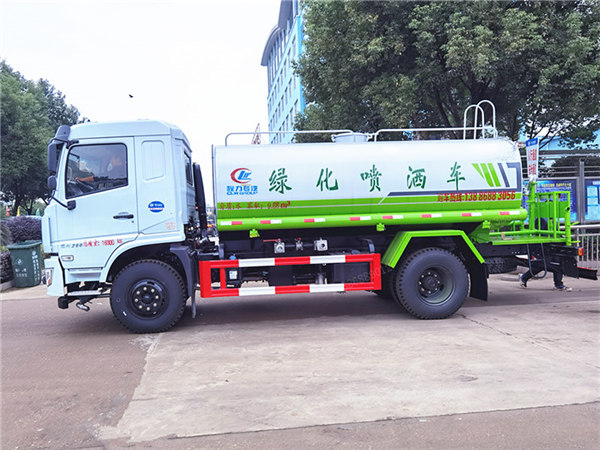 國六東風(fēng)新款D3L灑水車