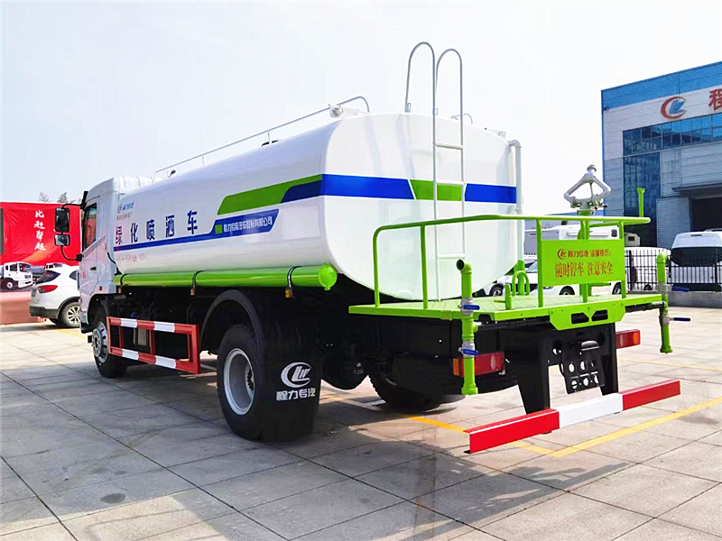東風(fēng)華神12噸灑水車(chē)