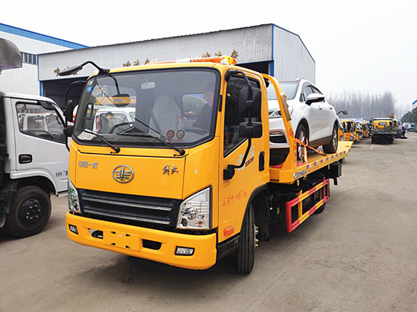 藍(lán)牌解放清障車，藍(lán)牌重汽清障車現(xiàn)車熱銷