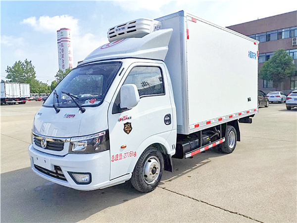 東風(fēng)途逸國(guó)六冷藏車(chē)