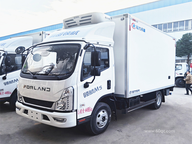 福田領(lǐng)航M5冷藏車(chē)