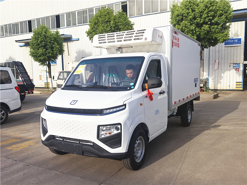 吉利 F1E純電冷藏車